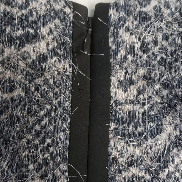 NEW! BANANA REPUBLIC Short Sleeve Eyelash Dress 10 Petite. - Picture 5 of 8